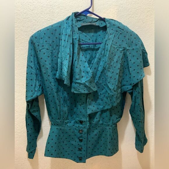 Vintage Louis Feraud 100% silk top green with shoulder pads size 8 - Picture 1 of 11